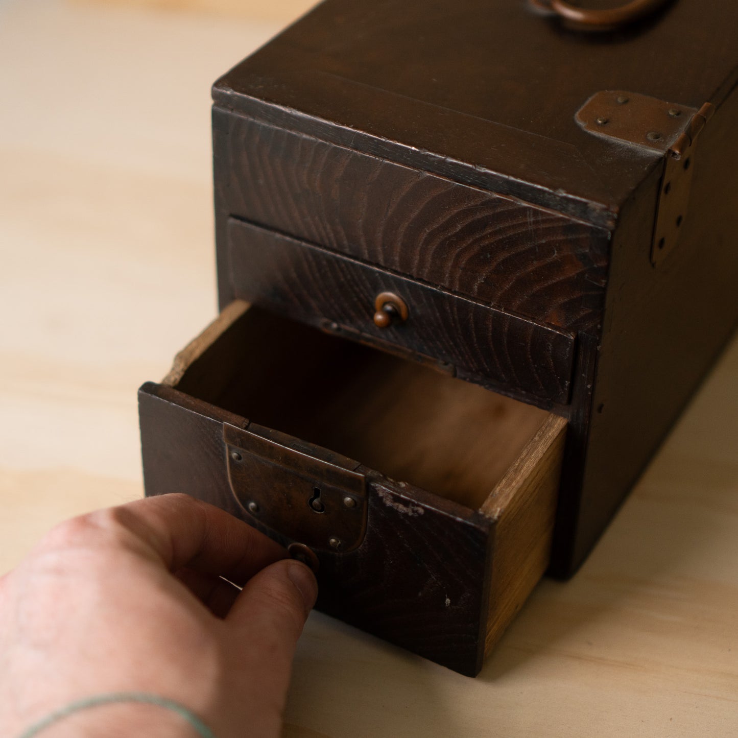 Antique Japanese Chestnut wood Suzuri Bako - Calligraphy box