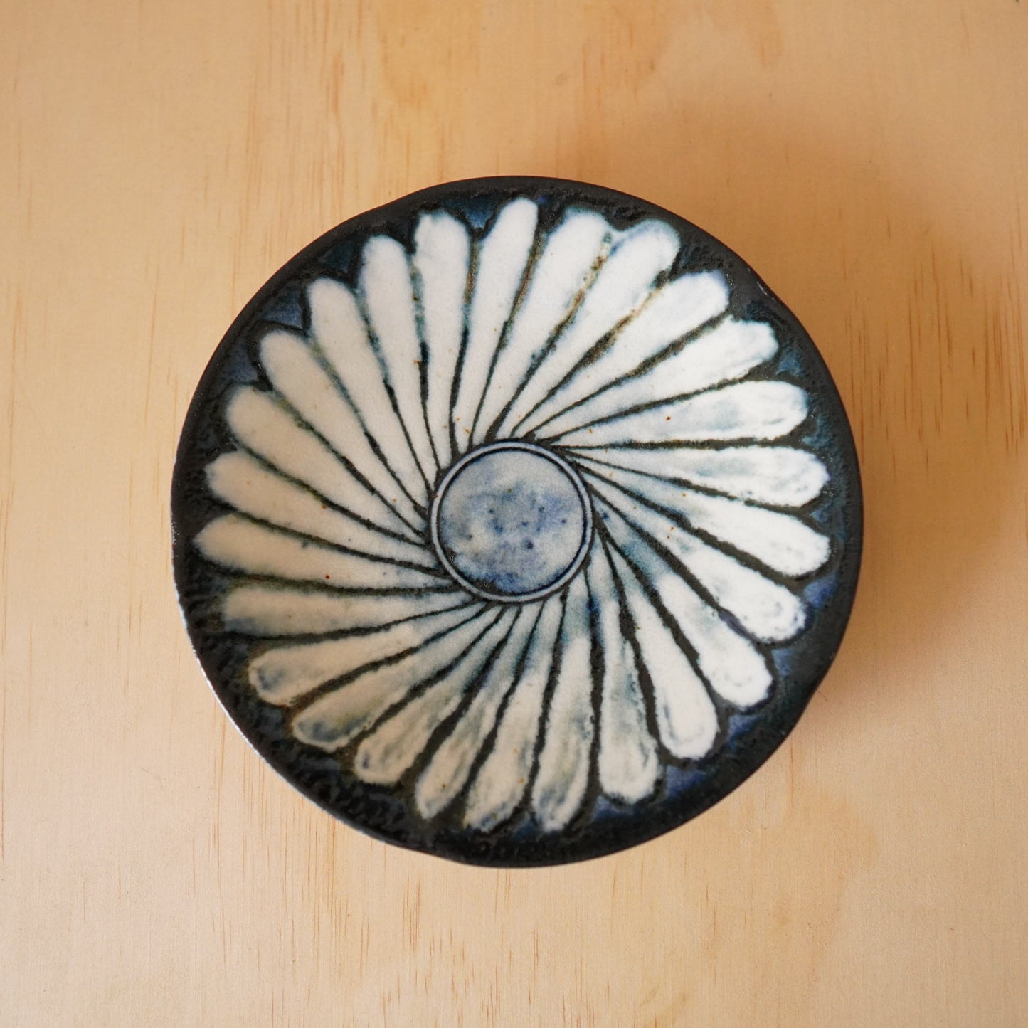 Japanese Ceramic small plate - Rich Indigo Flower Pattern