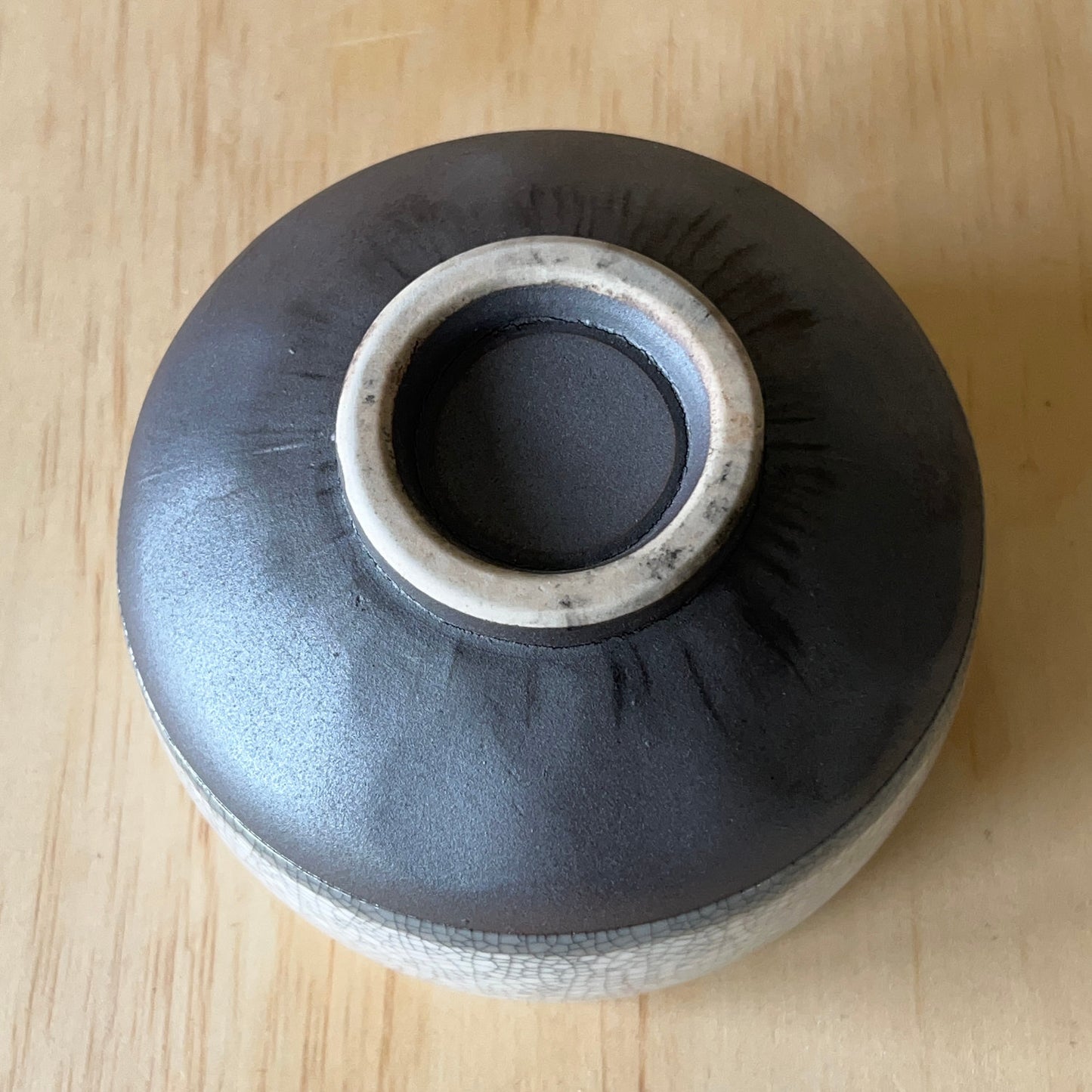 Japanese Ceramic Grey crackle glazed Matcha Tea Bowl