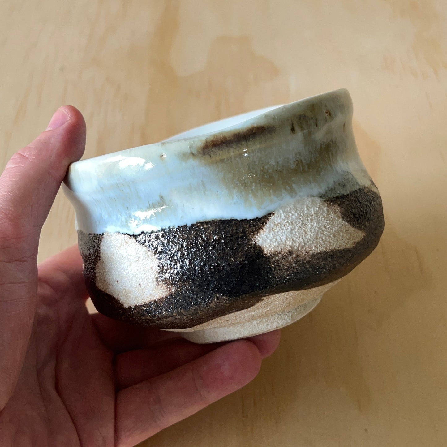 Contemporary Japanese black stripe matcha bowl 02