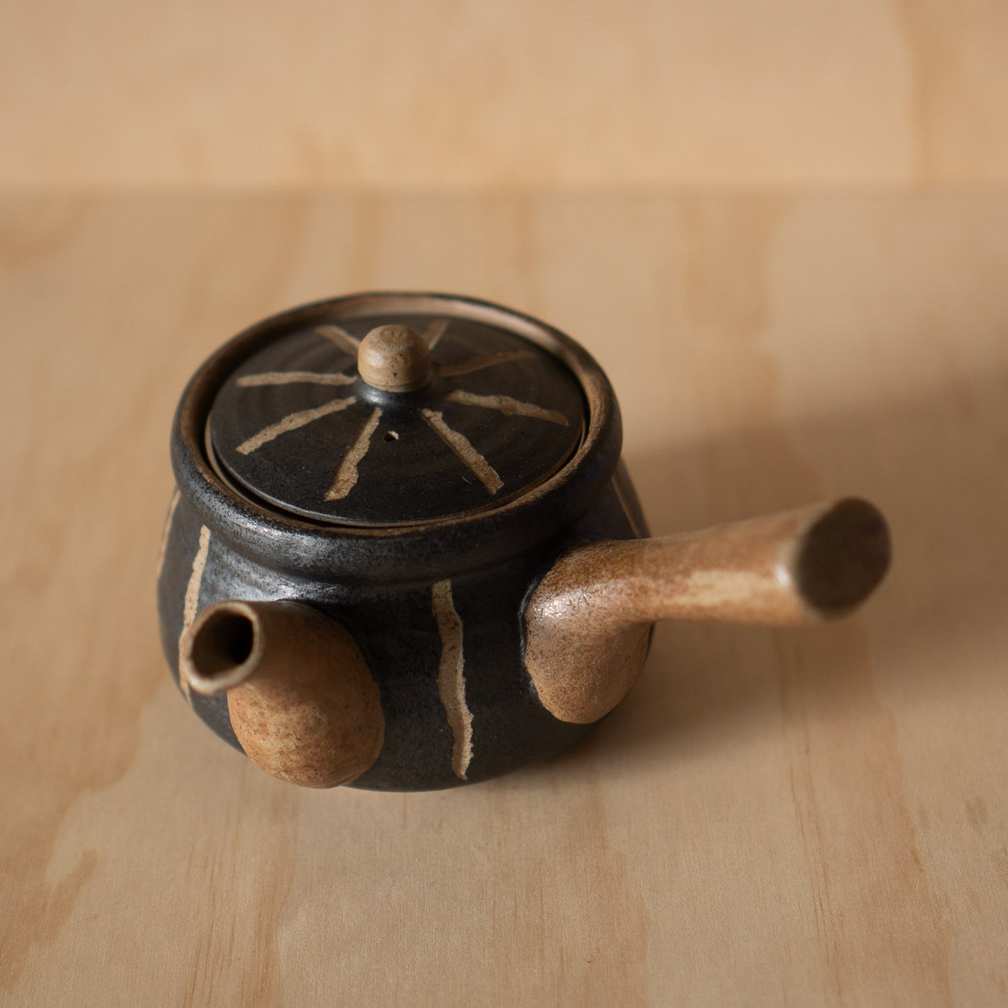 Japanese Ceramic Kyusu Teapot Hori Tokusa Black and brown stripe