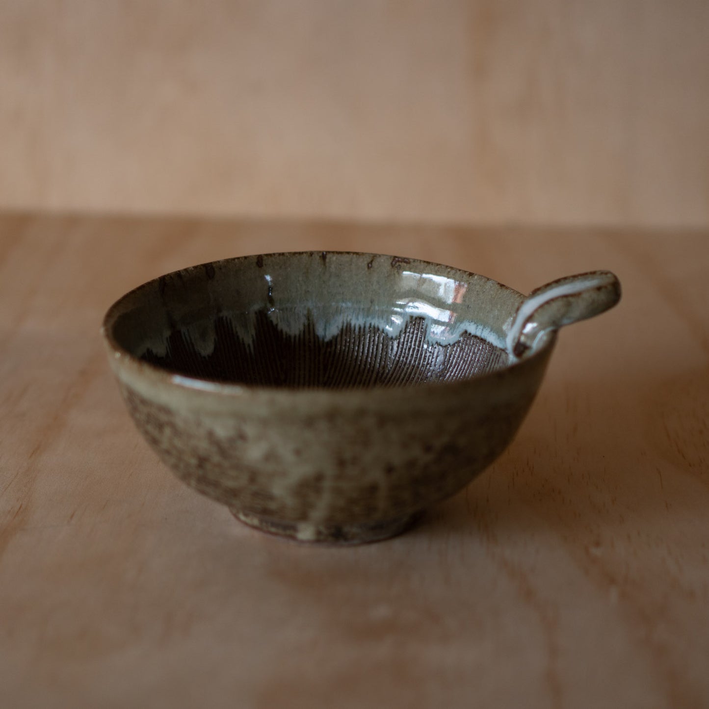 Japanese Suri-Bachi Grinding bowl - Earthy Brown Glazed - Large w/ handle