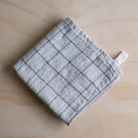 Kontex Graph - Organic Natural Dyed Cotton Face washer - Charcoal 33cm