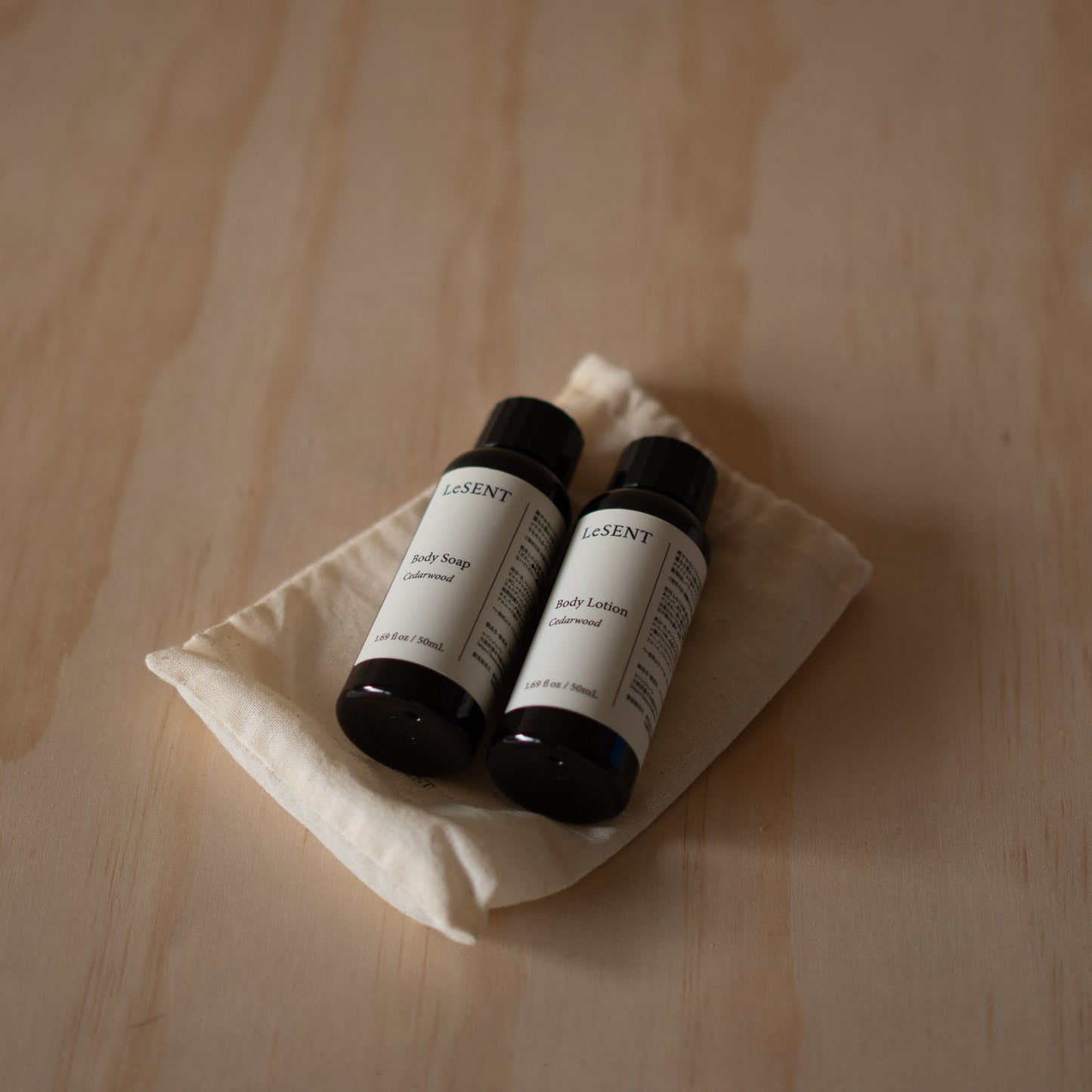 LeSent Japan - Cedarwood Travel Body Care Set