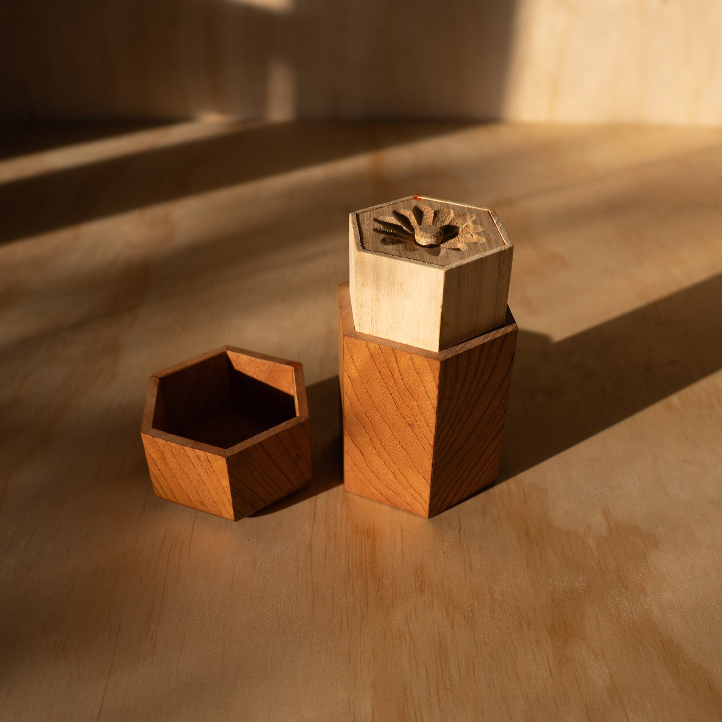 Vintage Hexagonal Japanese Wooden Tea Container - Chazutzu