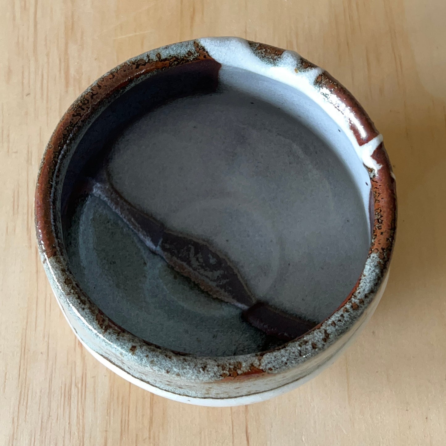 Contemporary Japanese white stripe matcha bowl