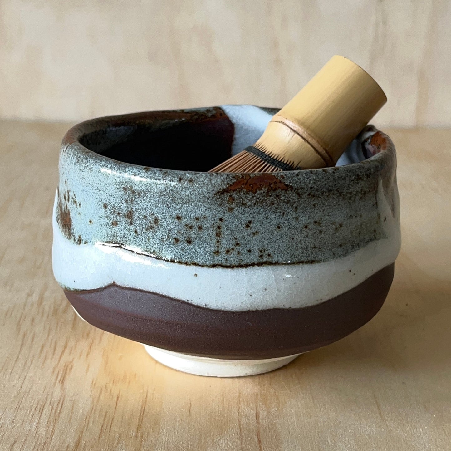 Contemporary Japanese white stripe matcha bowl