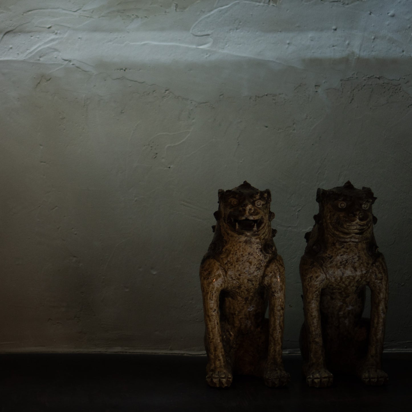 Antique Japanese Ko-Seto Ceramic Komainu Guardian Lion