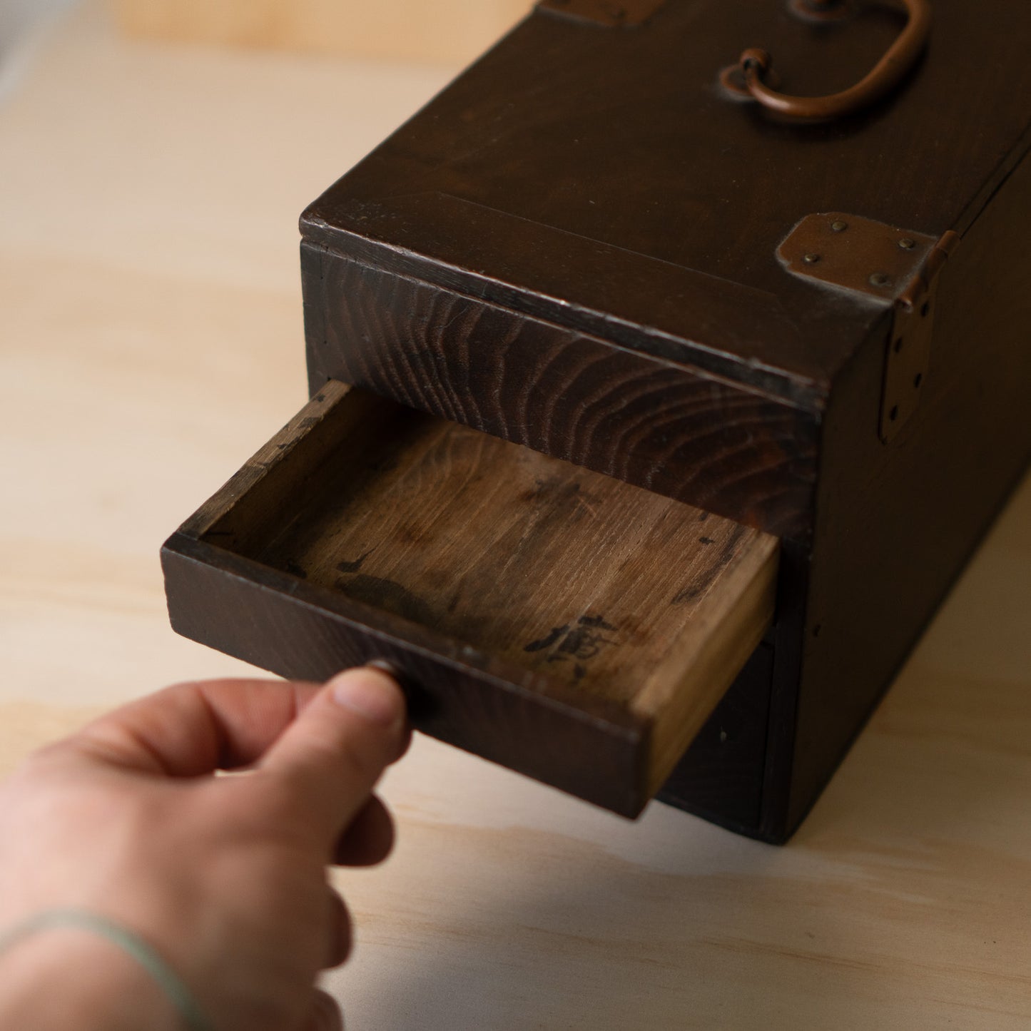 Antique Japanese Chestnut wood Suzuri Bako - Calligraphy box