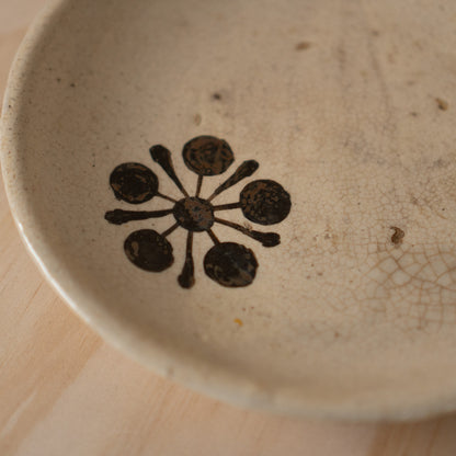 Antique Japanese Ceramic Edo period Mingei Oribe plate