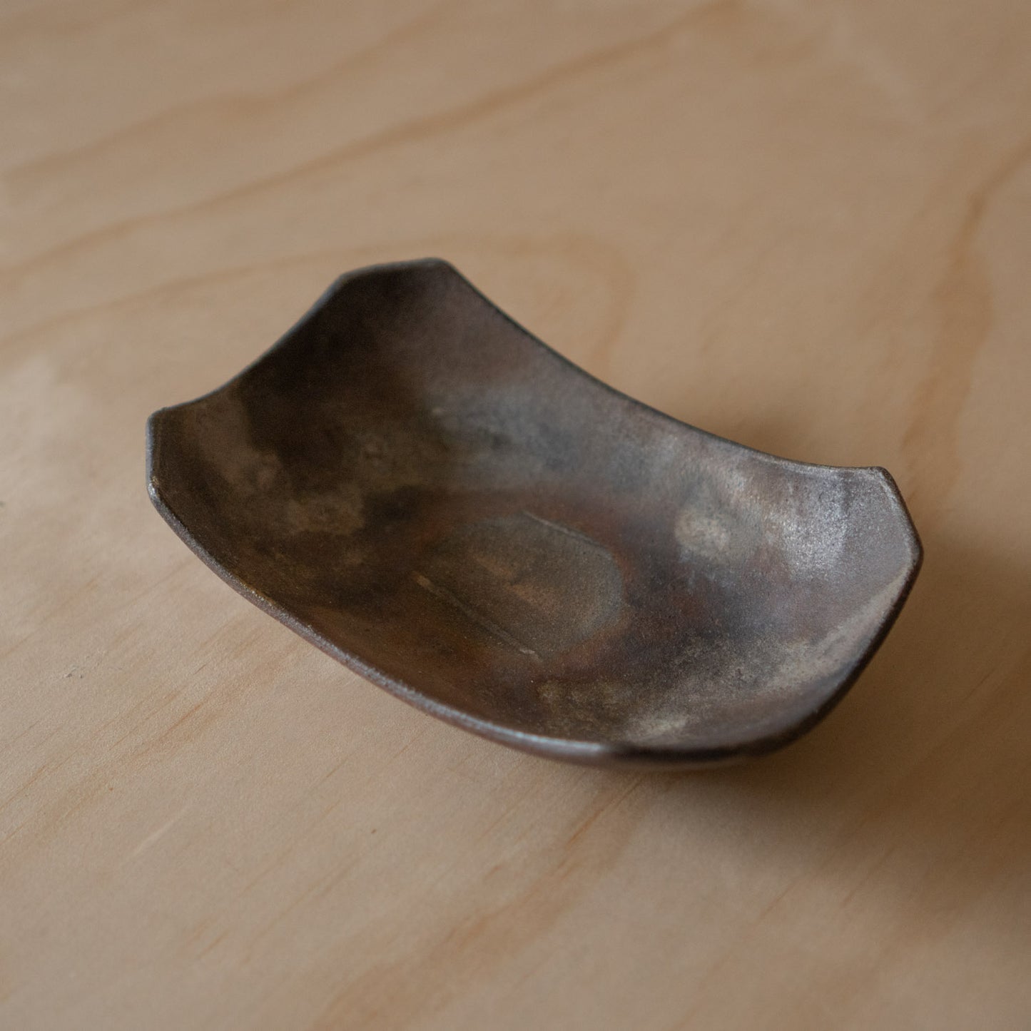 Japanese Bizen Curved Shallow Ceramic dish by Tsugaru Kanayama