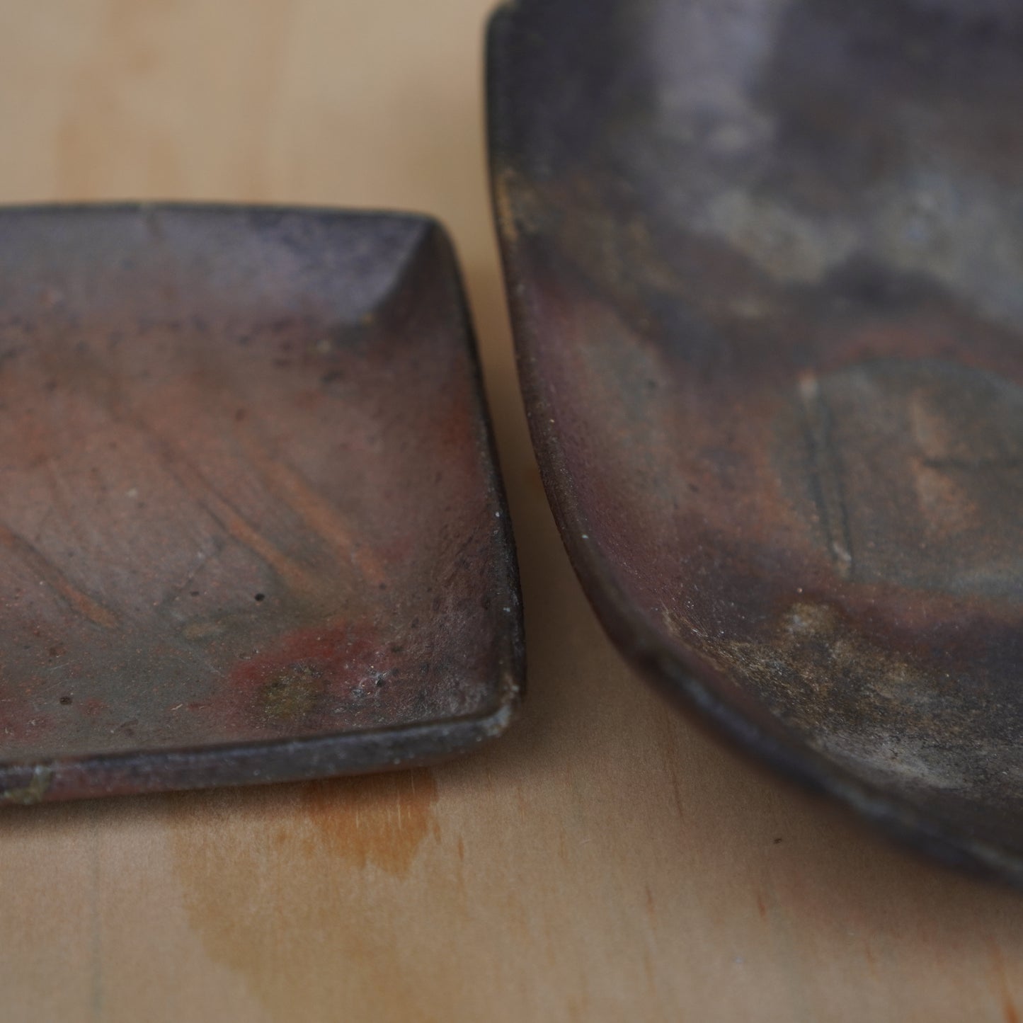 Japanese Bizen small square ceramic plate by Tsugaru Kanayama