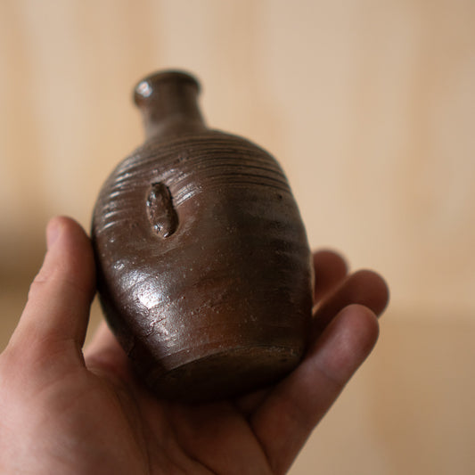 Vintage Japanese Ceramic Bizen Dimple sake bottle vase