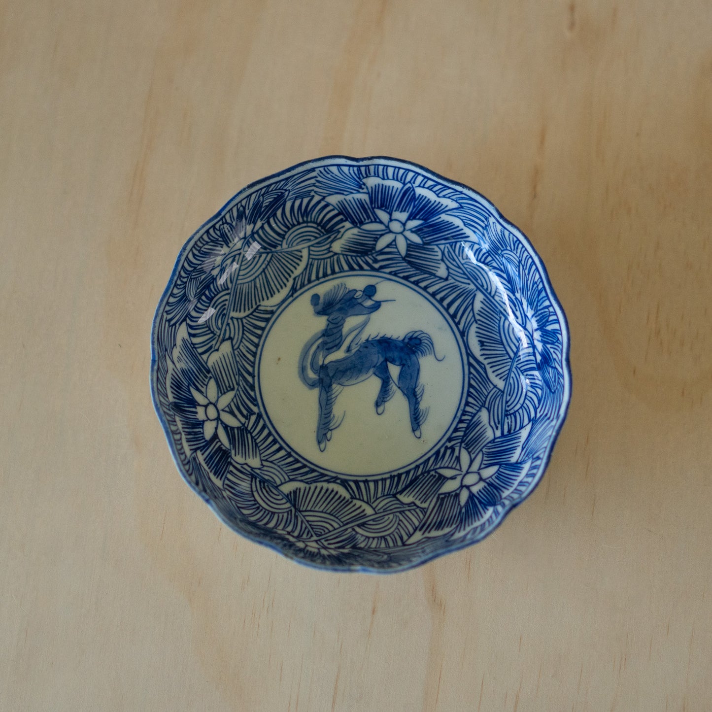 Vintage Japanese Blue and White Arita plate - Medium