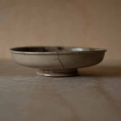 Vintage Japanese Karatsu ceramic serving platter with kintsugi gold repair