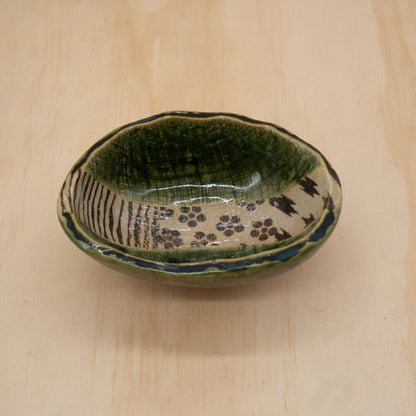Vintage Japanese Ceramic Footed Oribe side dish bowls