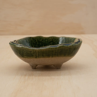 Vintage Japanese Ceramic Footed Oribe side dish bowls