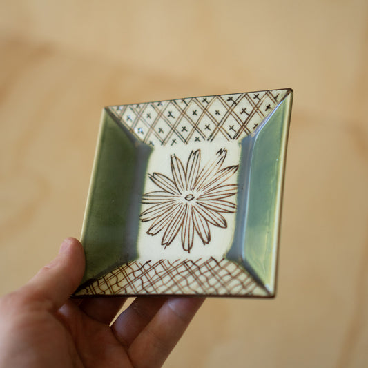 Japanese square small Oribe plate