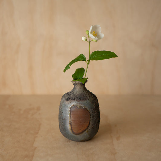 Vintage Japanese Bizen Ceramic Tokkuri Sake Bottle Vase
