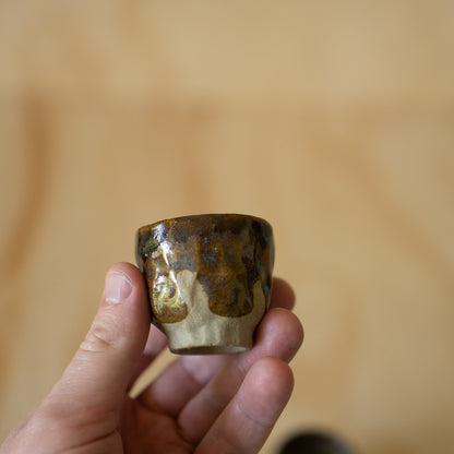 Vintage Japanese Boxed pair of Sake cups - Karatsu