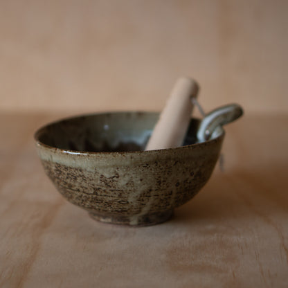 Japanese Suri-Bachi Grinding bowl -  Earthy Brown Glazed - Large w/ handle