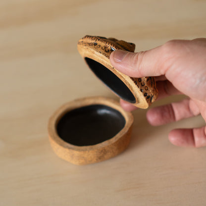 Vintage Japanese Jomon style Kogo Incense container