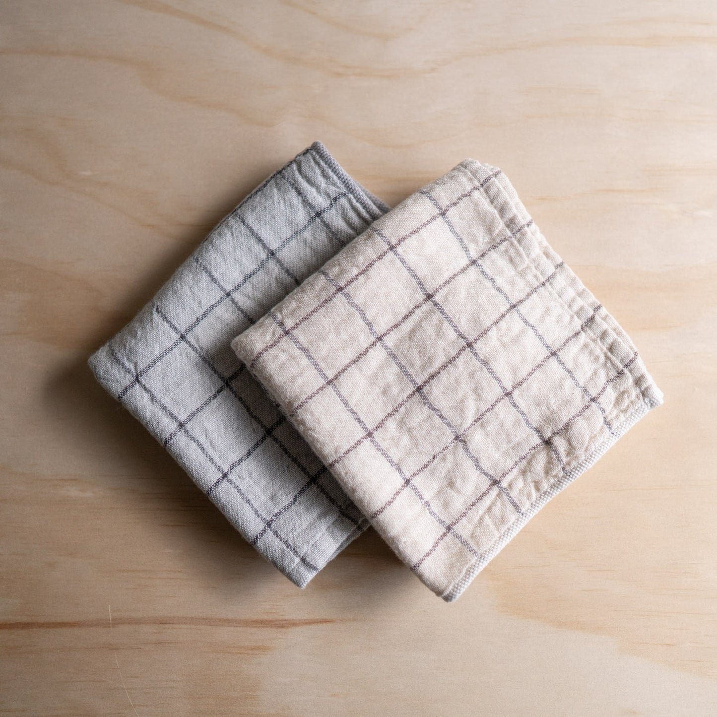 Kontex Graph - Organic Natural Dyed Cotton Face washer - Charcoal 33cm
