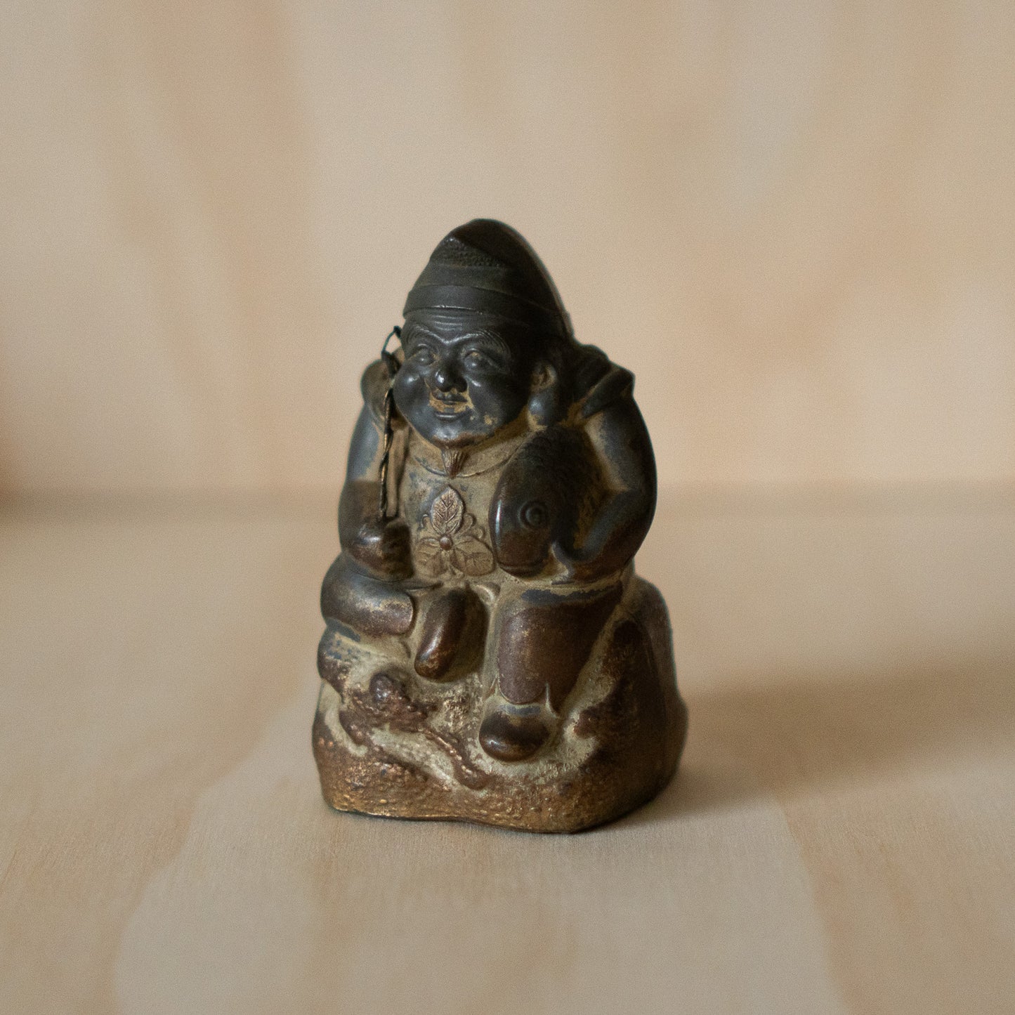 Vintage Taisho period Metal Ebisu money box with old coins