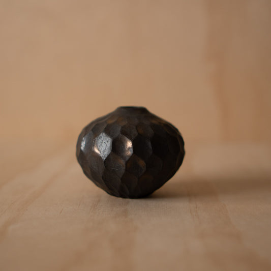 Japanese Ceramicist Mizuyo Yamashita - Dark Metallic Vase