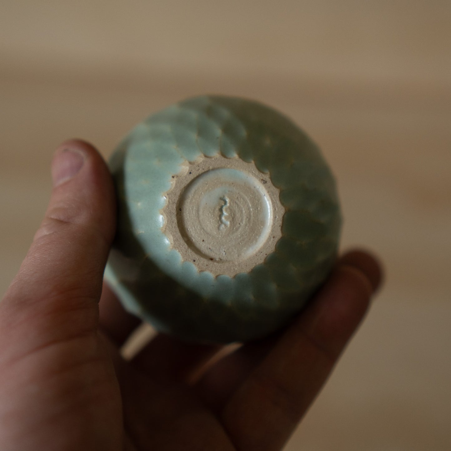 Japanese Ceramicist Mizuyo Yamashita - mint vase