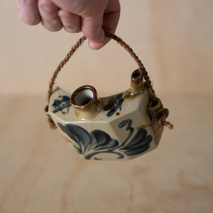 Vintage Japanese Showa Era Sueyoshi Okinawan Tokkuri Sake Bottle