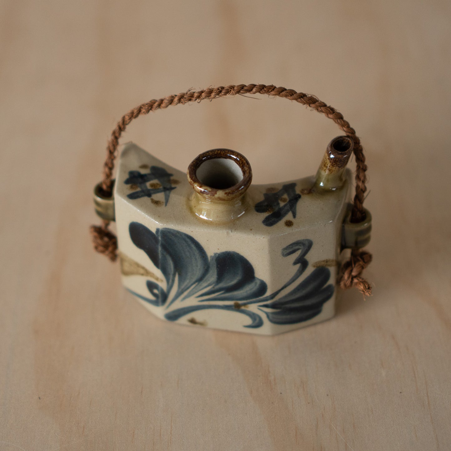 Vintage Japanese Showa Era Sueyoshi Okinawan Tokkuri Sake Bottle