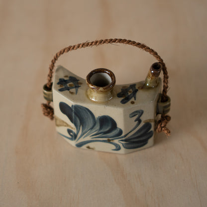 Vintage Japanese Showa Era Sueyoshi Okinawan Tokkuri Sake Bottle