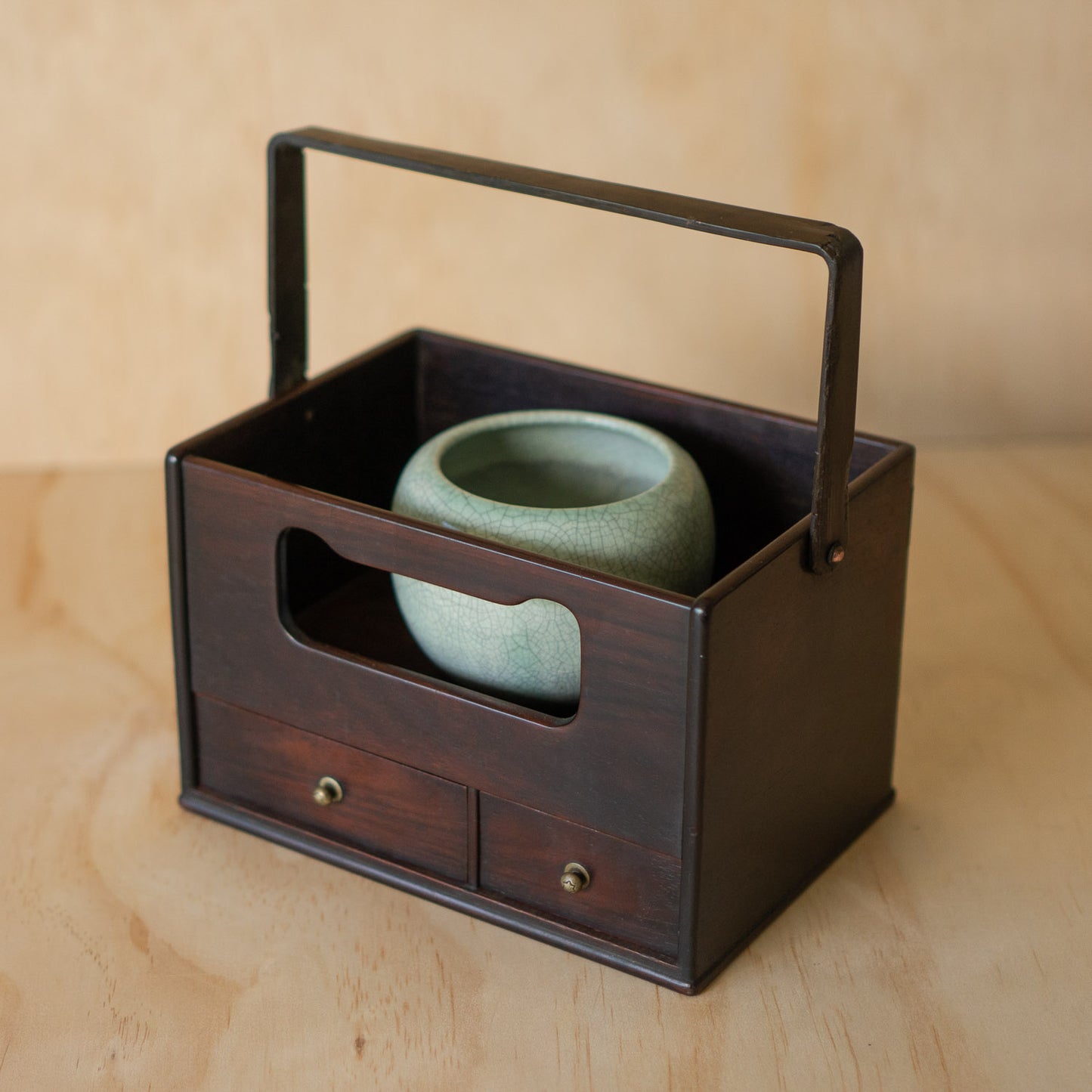 Fine Japanese Rosewood Tabako-bon - Incense box