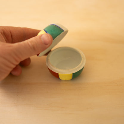 Vintage Japanese Kogo incense container - kamifūsen shape