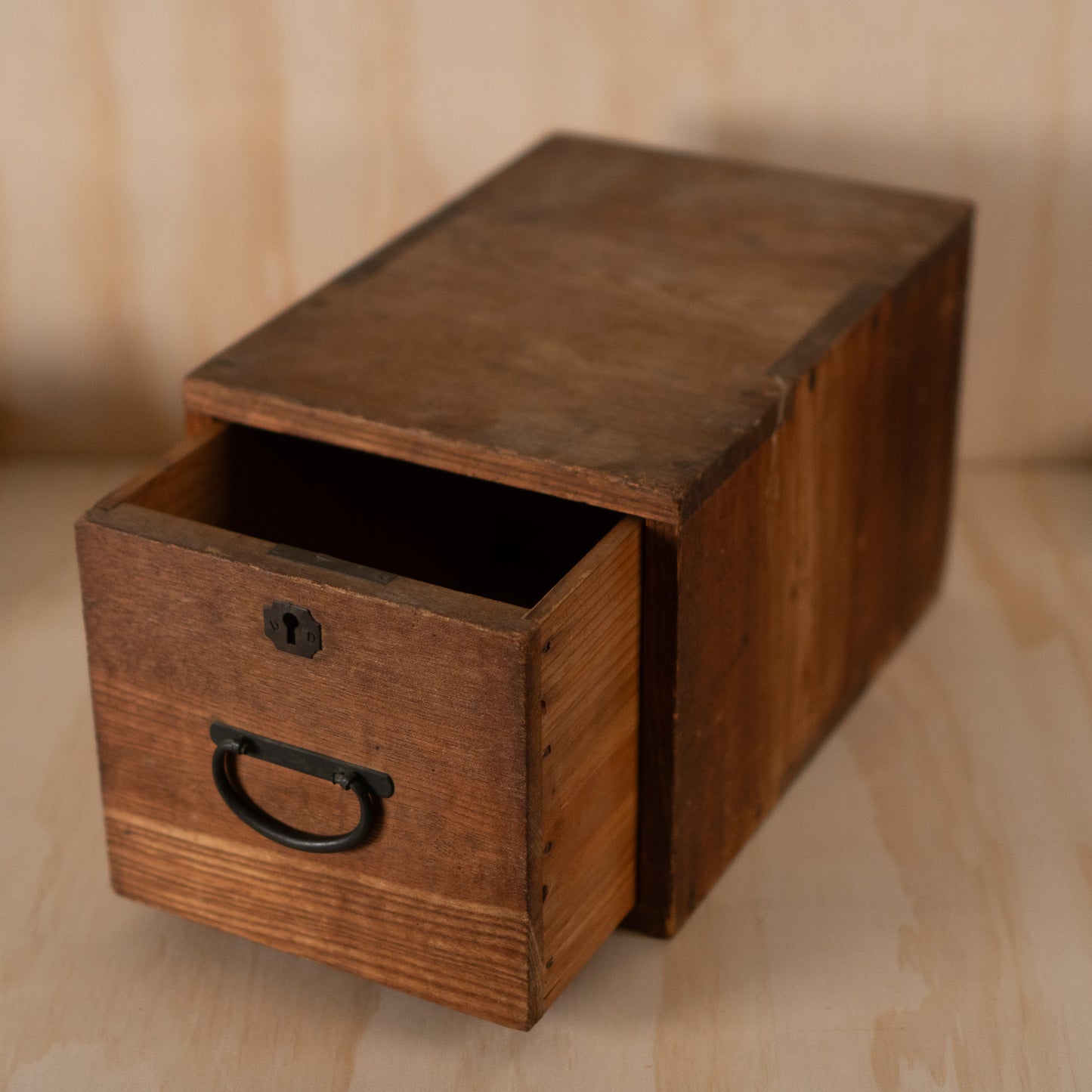 Antique Japanese Taisho period single draw ko-tansu merchant box