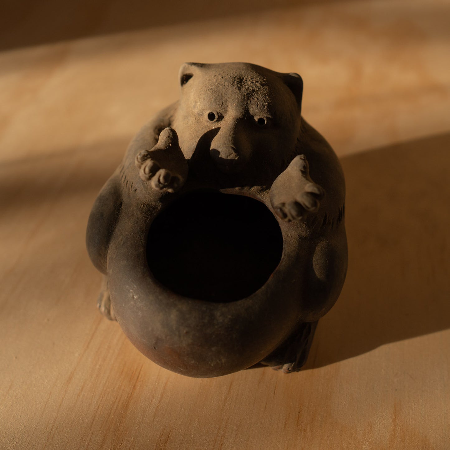 Antique Bizen ware male Tanuki Koro incense burner