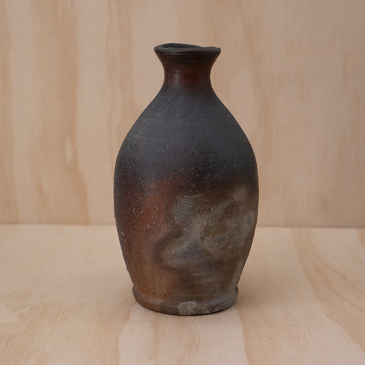Vintage Japanese Wood Fired Bizen Tokkuri Sake Bottle/Vase