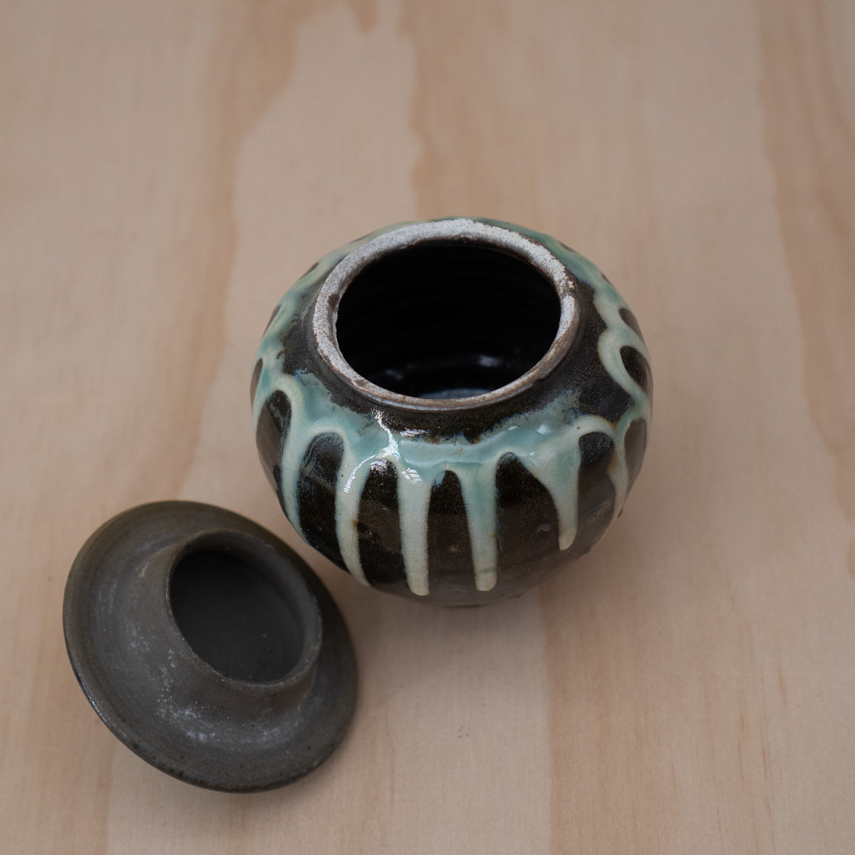 Vintage Japanese Onta ware drip glazed small lidded vessel