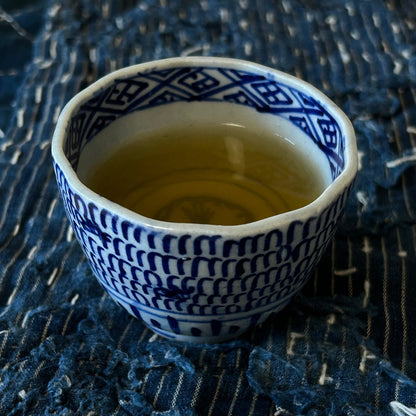 Antique Japanese small blue and white porcelain Ko Imari tea cup