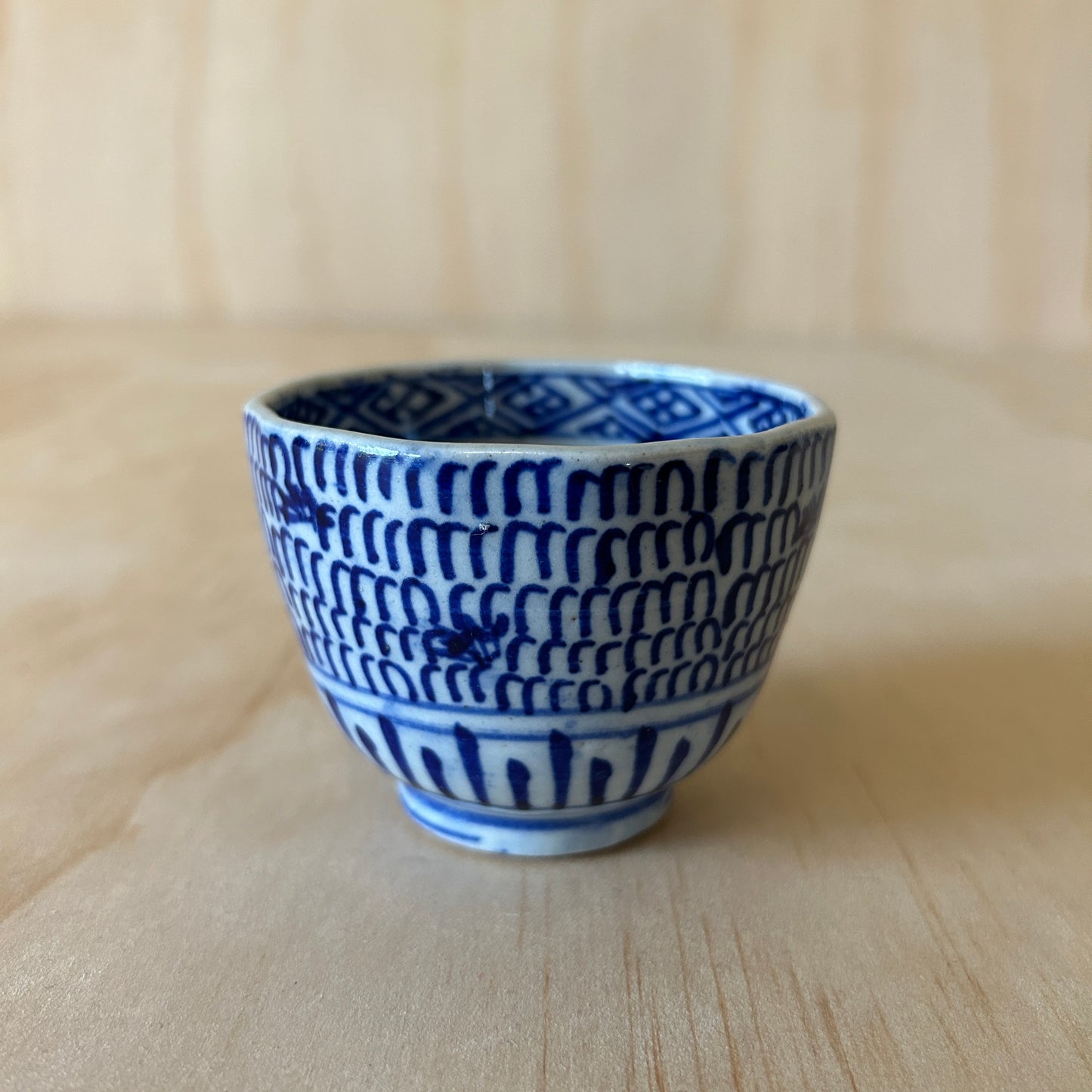 Antique Japanese small blue and white porcelain Ko Imari tea cup