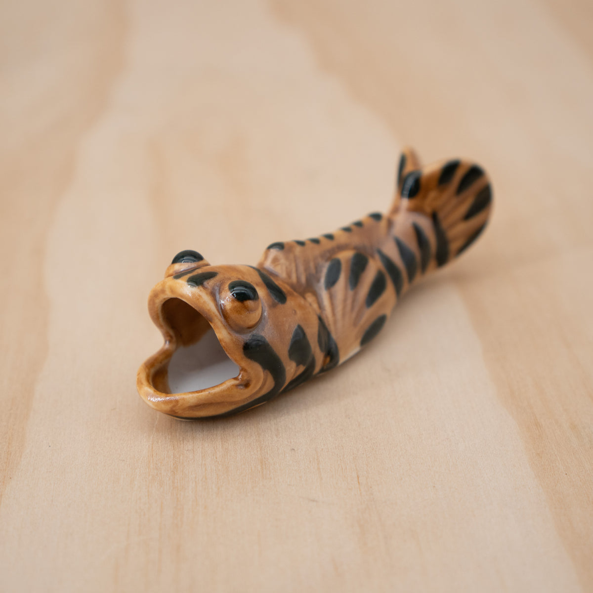 Vintage Japanese Box Set of Nabeshima -yaki Mudskipper Chopstick rests
