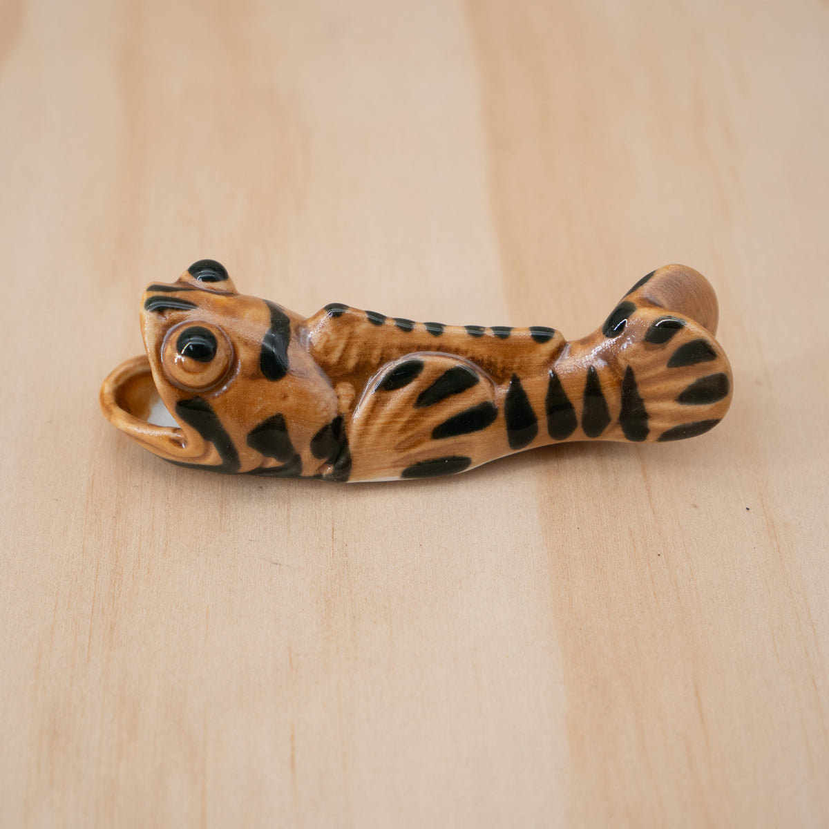 Vintage Japanese Box Set of Nabeshima -yaki Mudskipper Chopstick rests