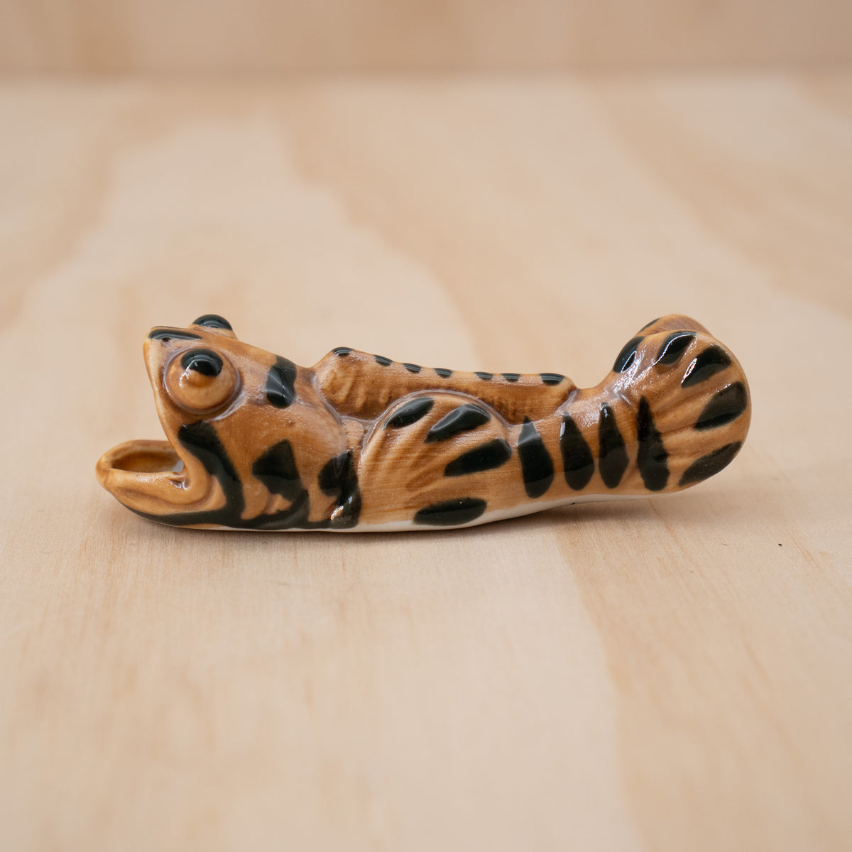 Vintage Japanese Box Set of Nabeshima -yaki Mudskipper Chopstick rests
