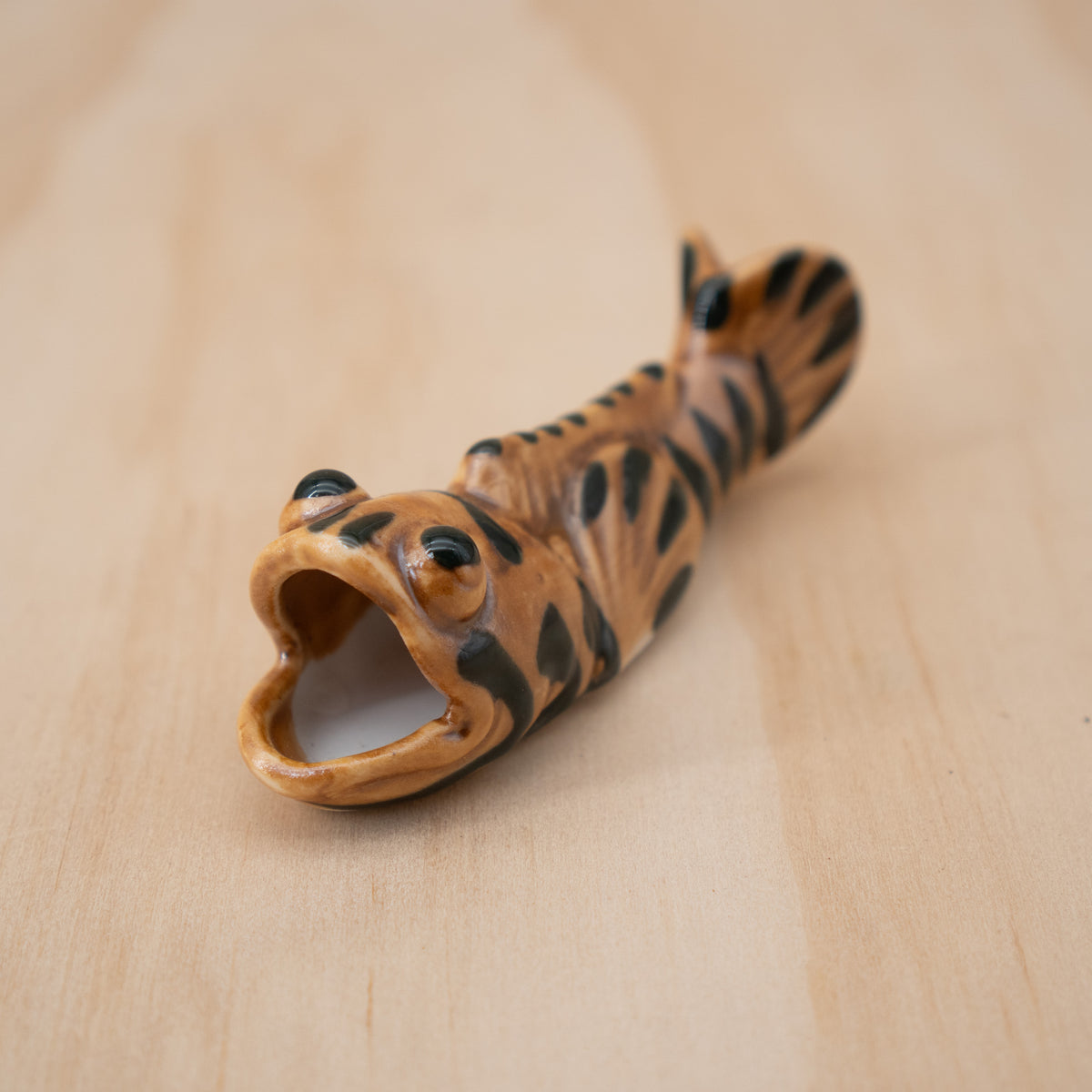 Vintage Japanese Box Set of Nabeshima -yaki Mudskipper Chopstick rests