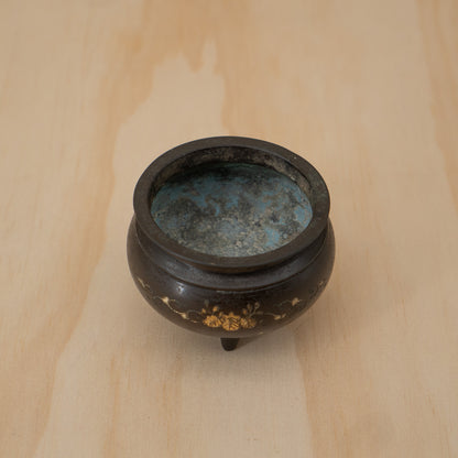 Vintage Japanese Brass Koro Shrine Incense burner with Leaf Pattern - small