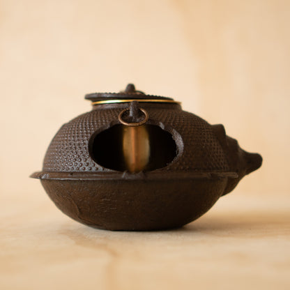 Vintage Tanuki Chagama ash tray container