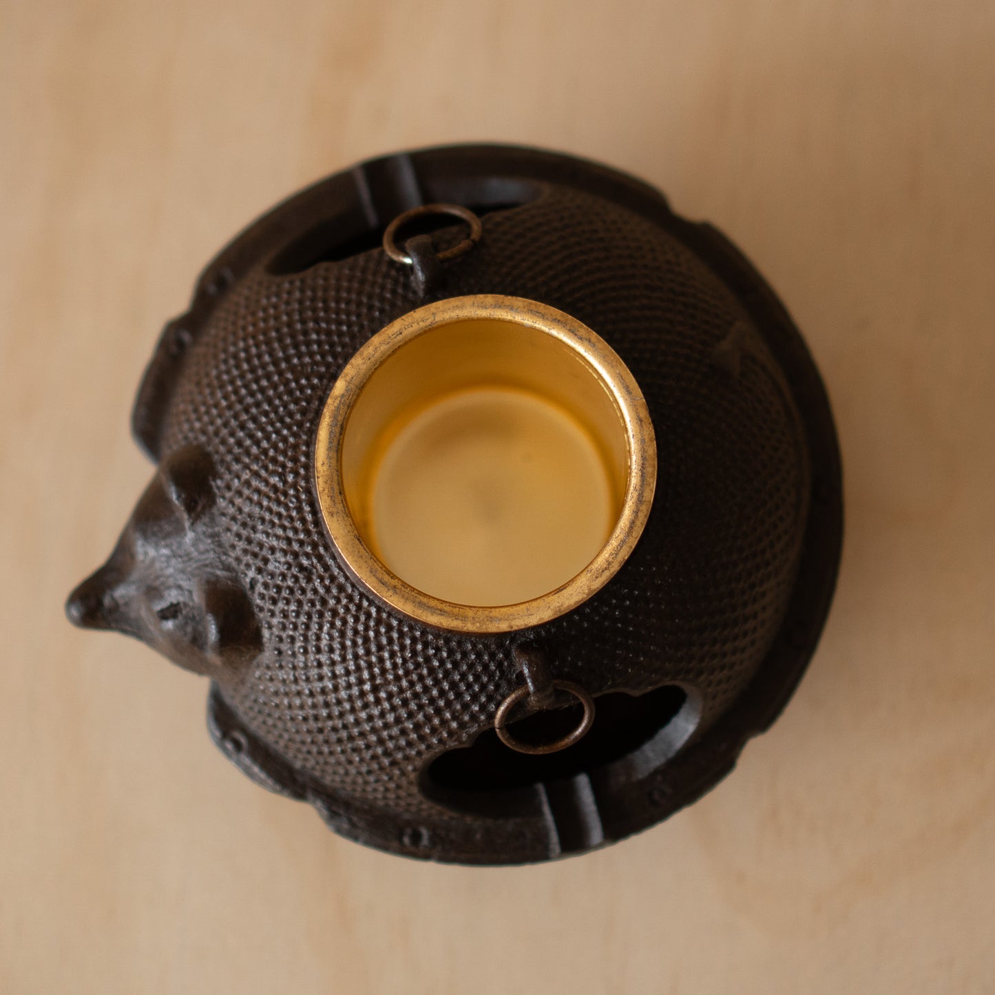 Vintage Tanuki Chagama ash tray container