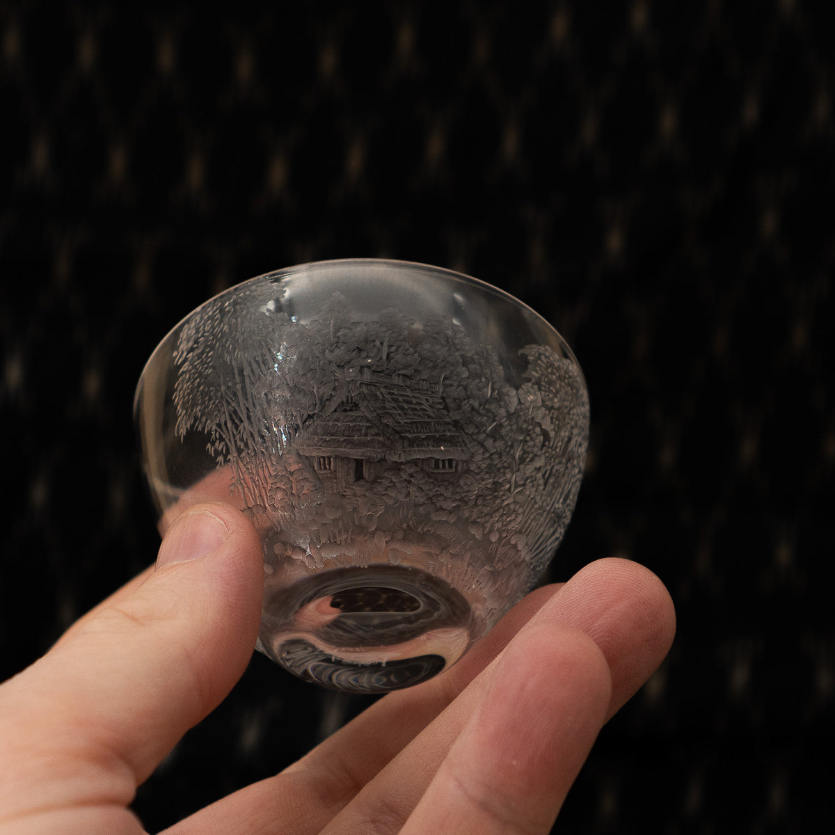 Japanese Osamu Hashimoto hand cut crystal sake cup in box - 2