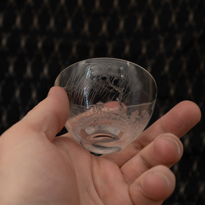 Japanese Osamu Hashimoto hand cut crystal sake cup in box - 2